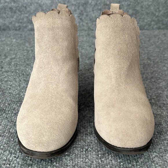 Sktechers Booties Womens 8 Taupe Grey Suede Air Cooled Scalloped Edge Boots - Picture 10 of 16